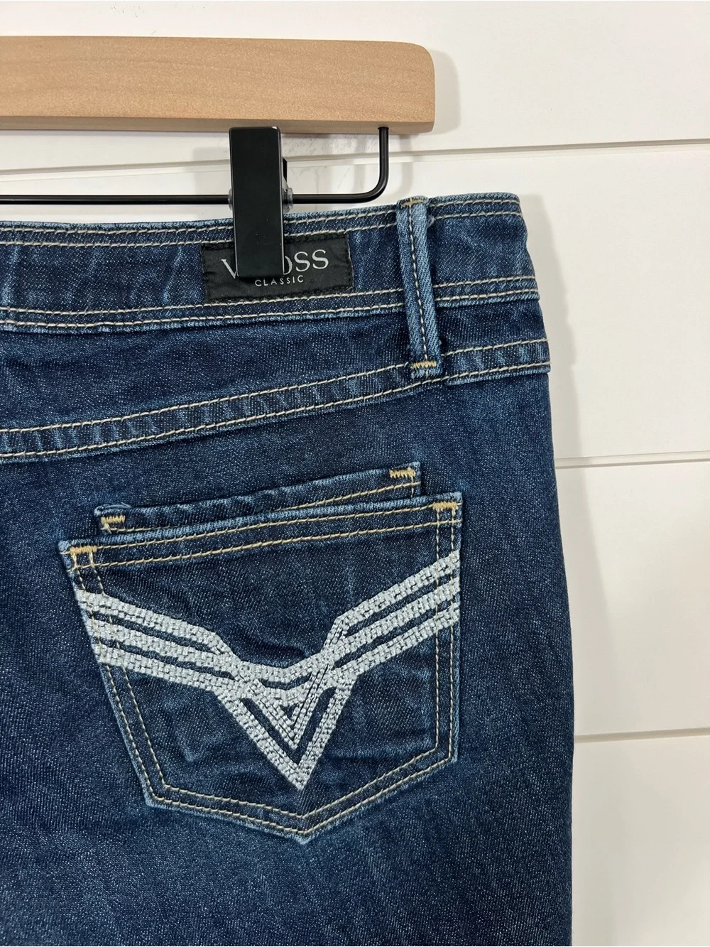 VIGOSS Classic Capri Jeans Womens 7 Dark Wash Embroidered Pockets